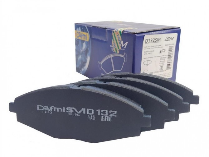 Тормозные колодки дисковые передние Daewoo Lanos 13" (D132SM) Dafmi